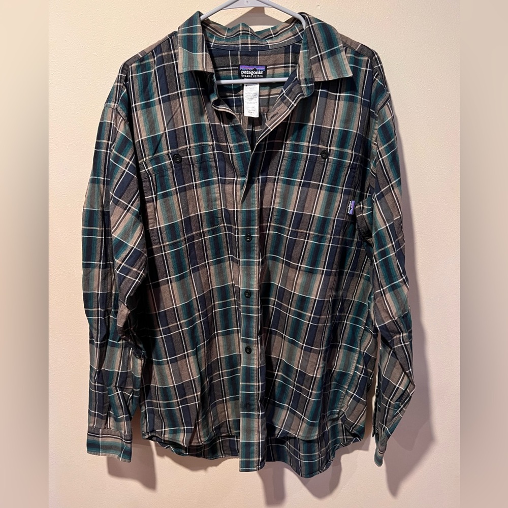 Men’s Patagonia Organic Cotton Shirt, L